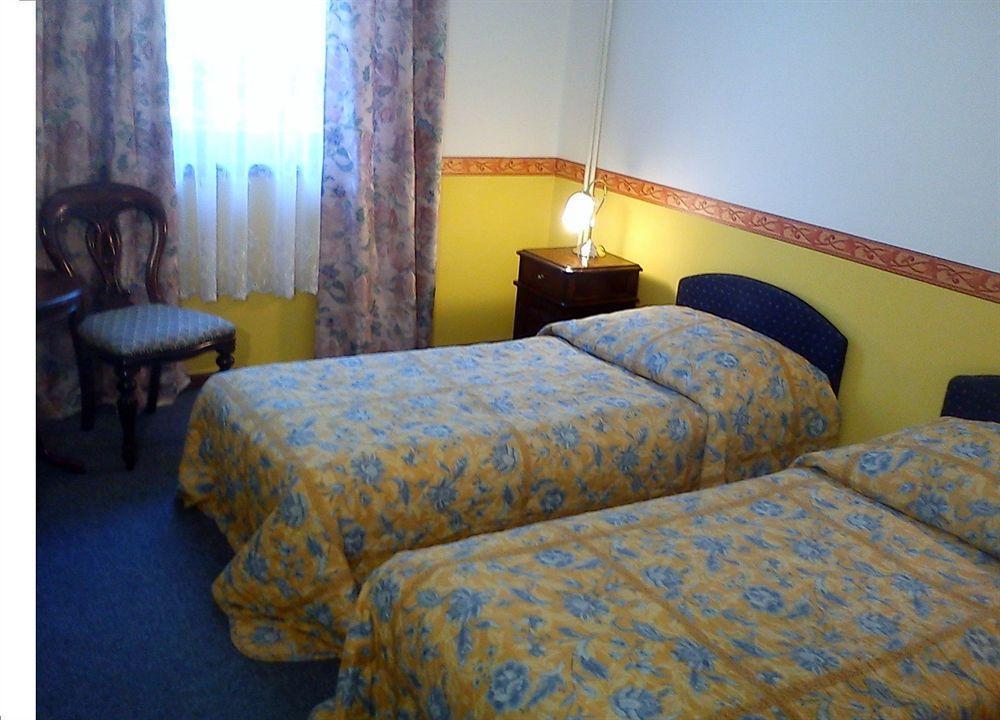 Nr 100 Szentendre Hotel Panzio Szolgaltatasok Exteriér fotografie